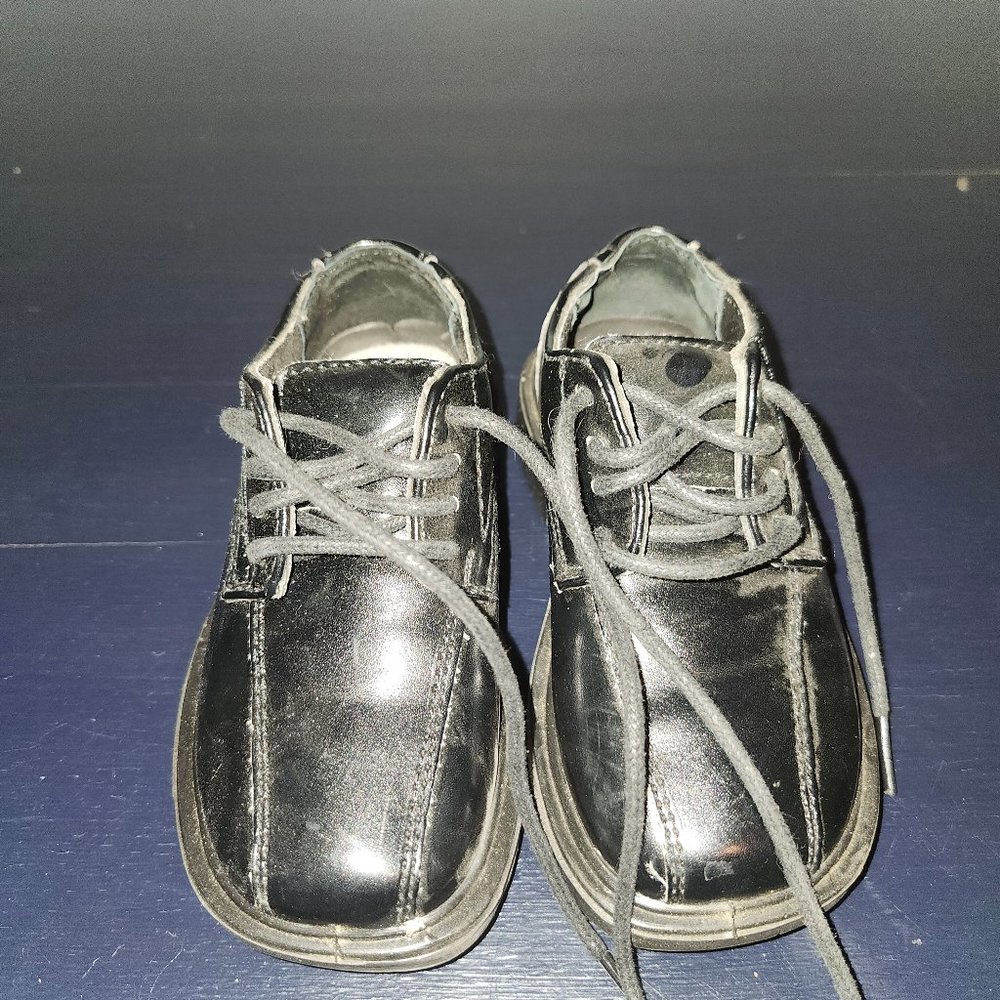 Boys dress shoes